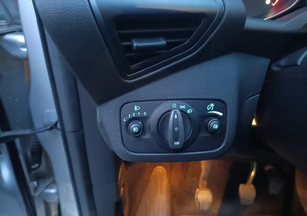 Ford Kuga cena 75900 przebieg: 81072, rok produkcji 2017 z Rzeszów małe 191